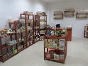 Regál se 3 plnými policemi 450 x 335 x 890 mm Mahagon